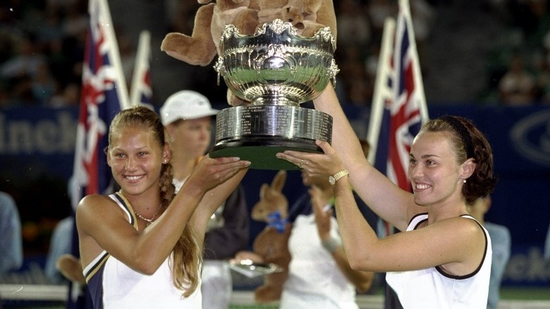 Anna Kournikova and Martina Hingis