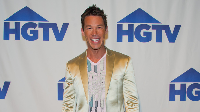 David Bromstad smiling at HGTV event