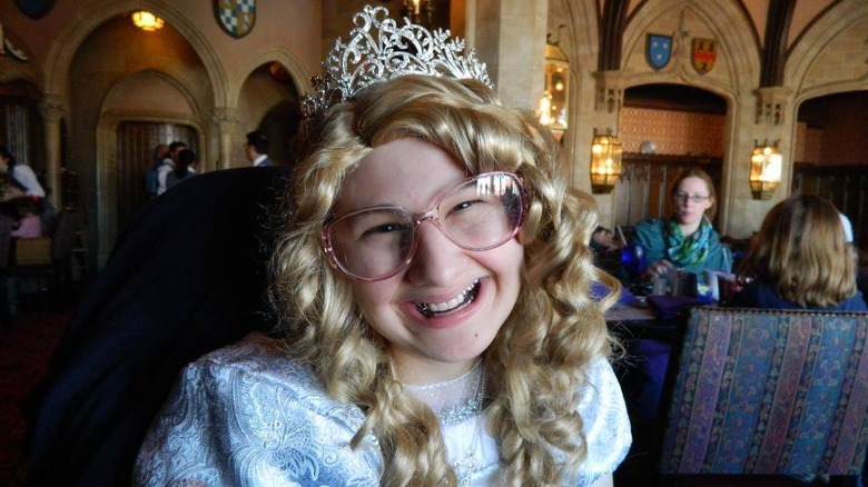 Gypsy Rose Blanchard wearing tiara