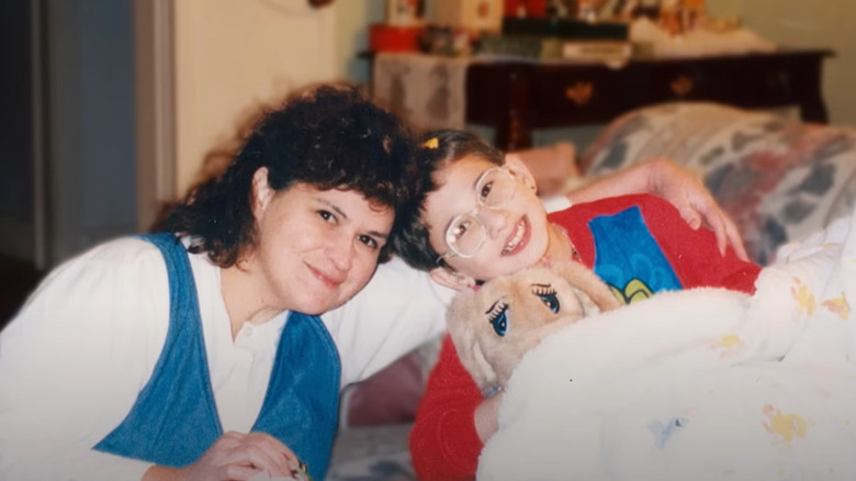 Dee Dee with arm around Gypsy Rose Blanchard