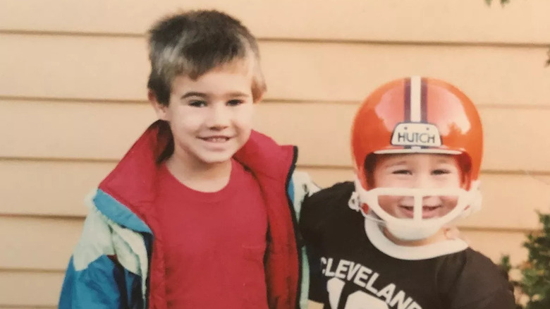 Travis and Jason Kelce as children