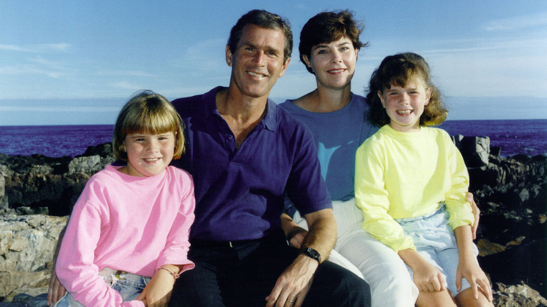 Bush family photo from 1987