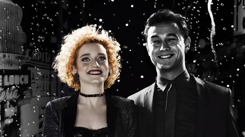 Julia Garner and Joseph Gordon-Levitt