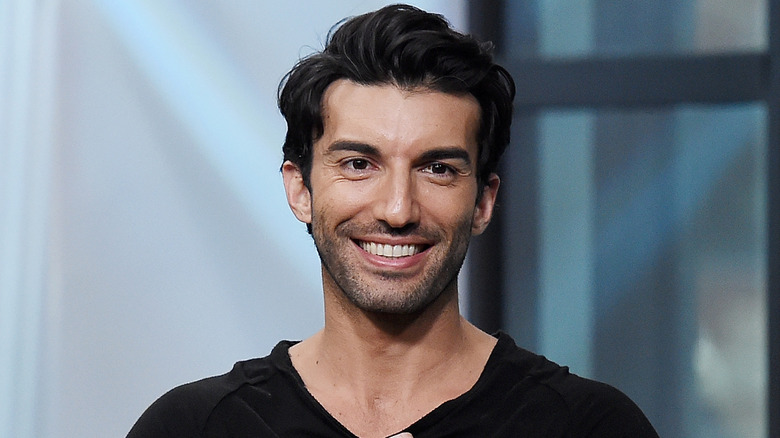 Justin Baldoni smiling