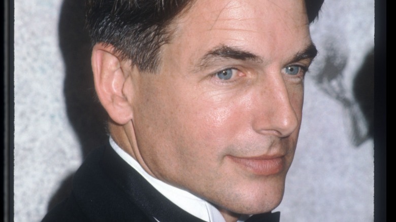 Mark Harmon looking to the side in 1990