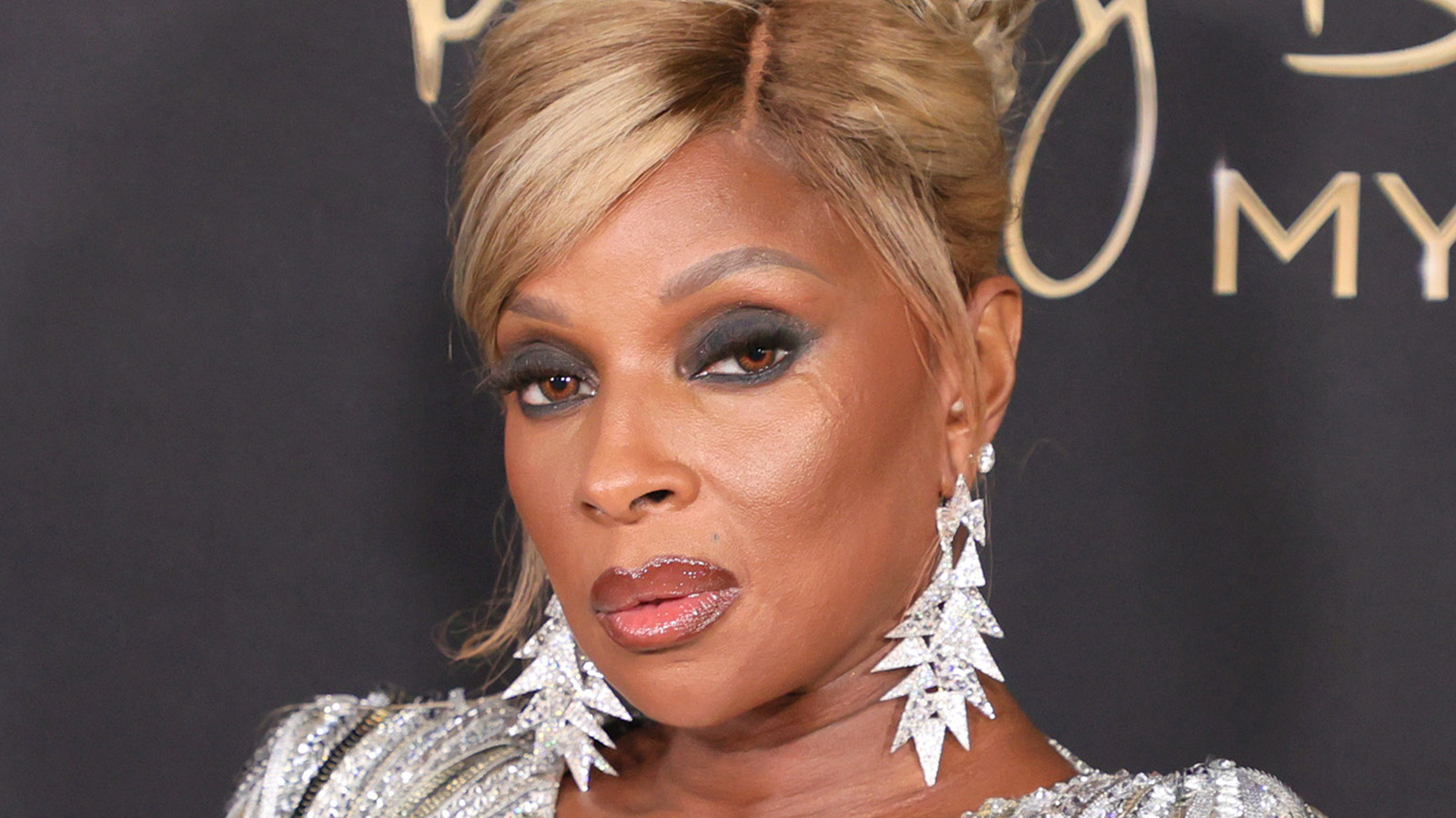 Celebrity Transformation: 90's Mary J. Blige Real Love