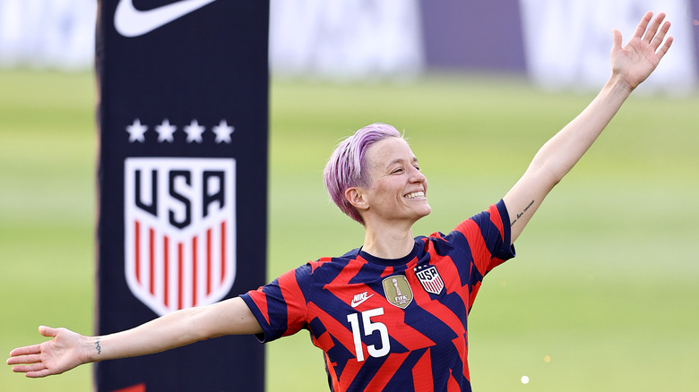 DiscoverNet | The Transformation Of Megan Rapinoe From 3 To 36