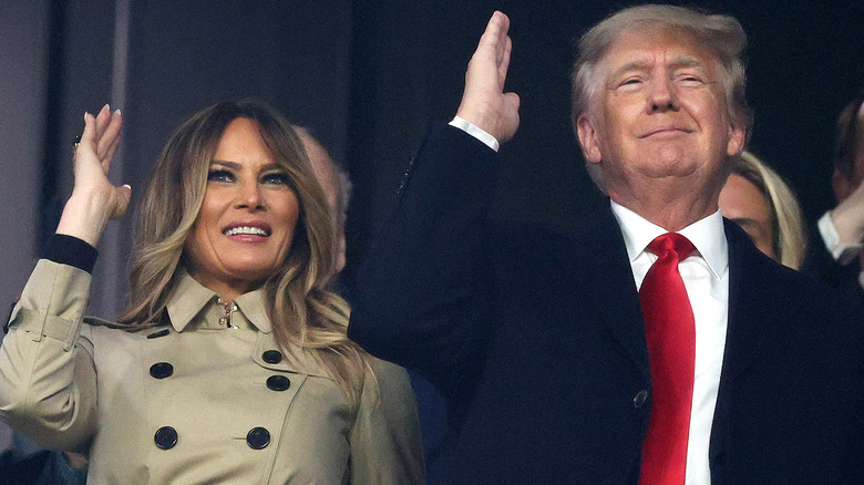 Melania Trump waving with Donald Trump