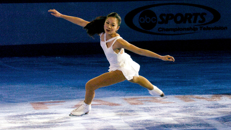 Michelle Kwan skating