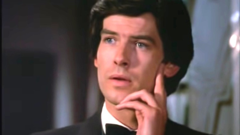 Pierce Brosnan in Remington Steele 