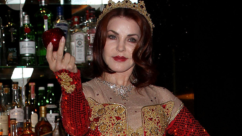 Priscilla Presley as the Wicked Queen