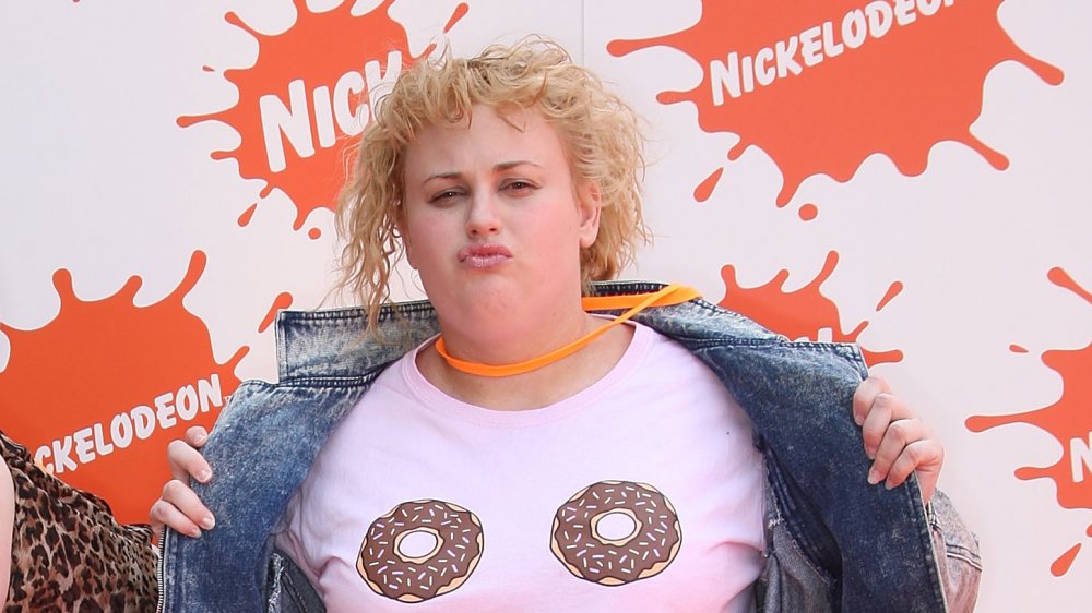 A young Rebel Wilson with kinky hair 