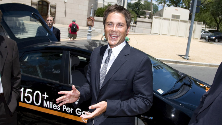 Rob Lowe speaking to members of the press after a hearing of the Select Committee on Energy Independence and Global Warming