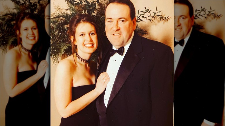 Sarah Huckabee Sanders posing with Mike Huckabee