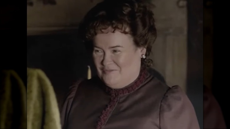 Susan Boyle acting in "The Christmas Candle"