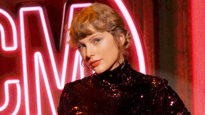 Taylor Swift with curly bangs