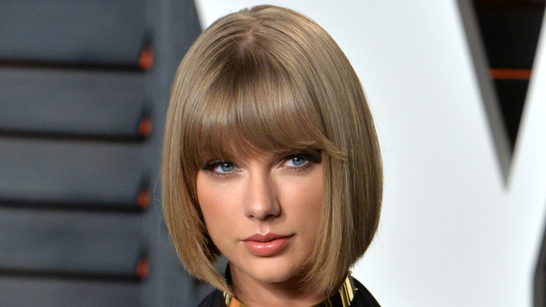 Taylor Swift with short hair