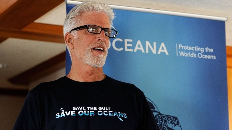 Ted Danson with beard at Oceana event