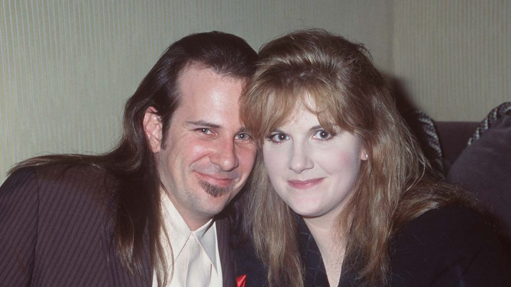 Robert Reynolds and Trisha Yearwood at the MCA and Geffen Grammys party in 1995