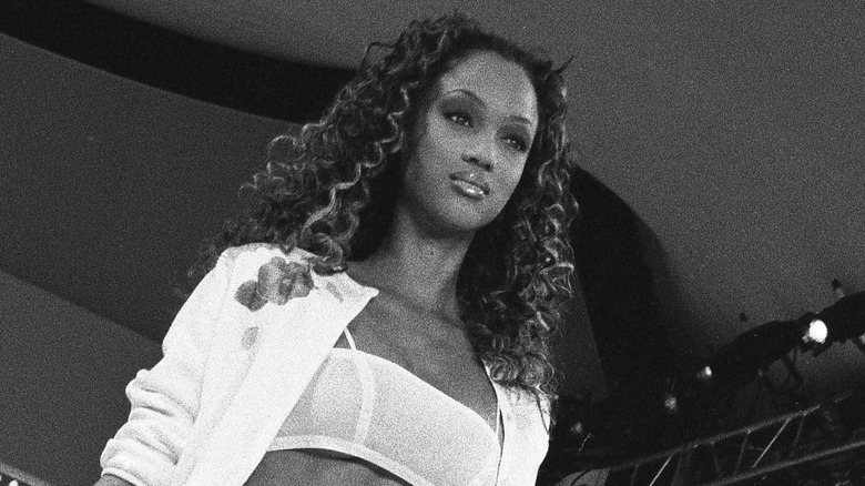 Tyra Banks with curly hair