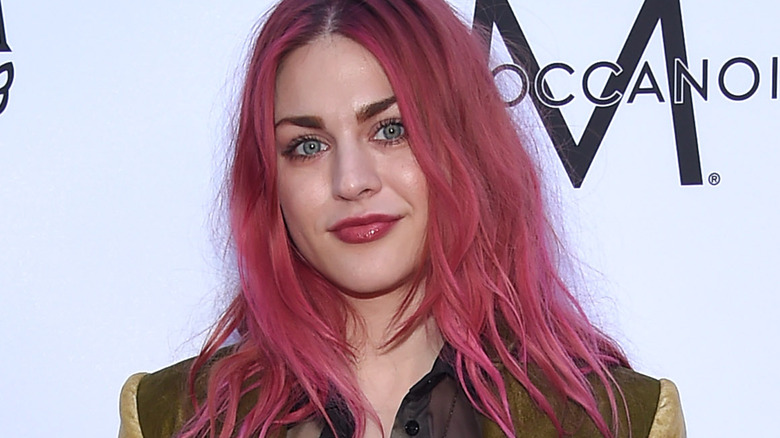 Frances Bean Cobain smiling 