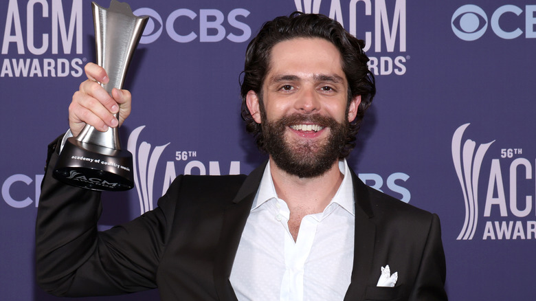 Thomas Rhett attends the CMAs in 2021