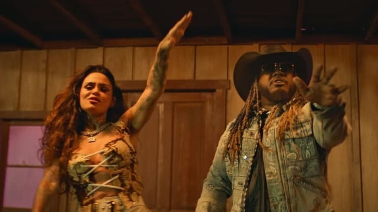 T-Pain and Kehlani in the "I Like Dat" video