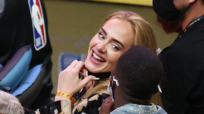 Adele at a basketball game in 2021