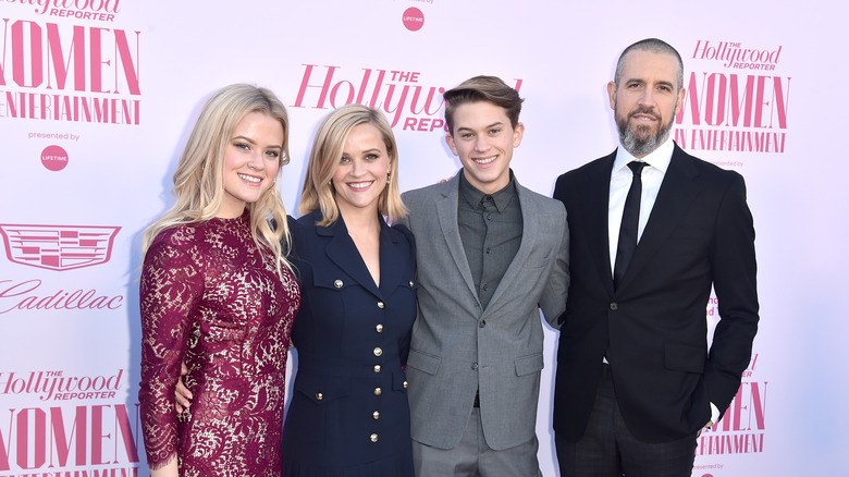 Ava Phillippe, Reese Witherspoon, Deacon Phillippe, Jim Toth