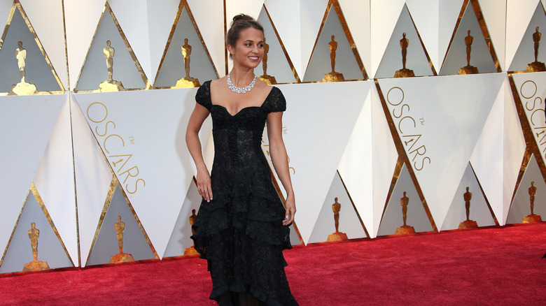 Alicia Vikander on the Oscars red carpet