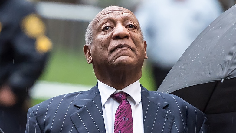 Bill Cosby arriving for his sentencing on a rainy day