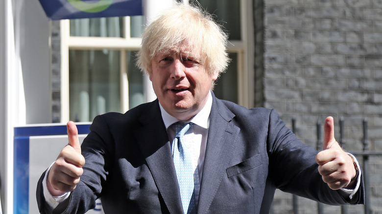 Boris Johnson gives the thumbs up in 2021