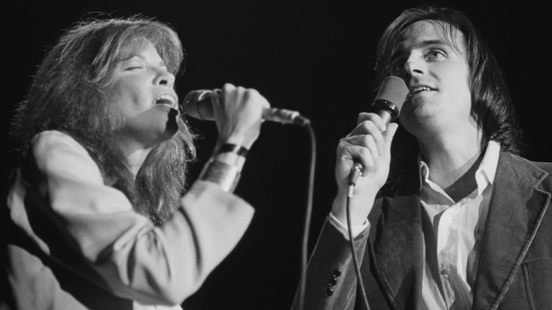 Carly Simon and James Taylor singing together