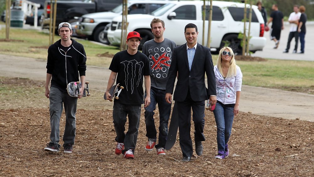 Rob Dyrdek, Chanel West Coast walking with a group