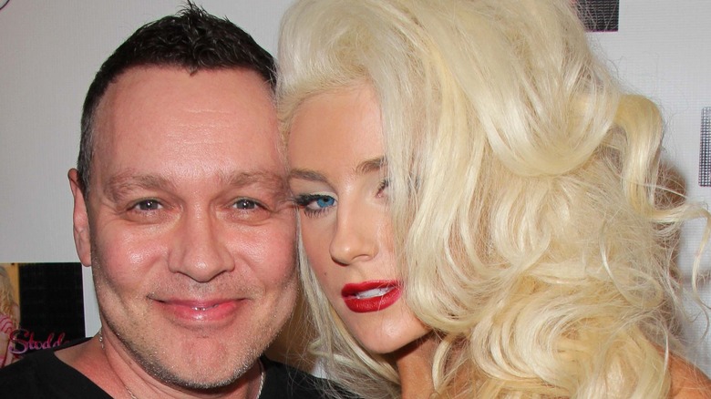 Courtney Stodden and Doug Hutchinson posing