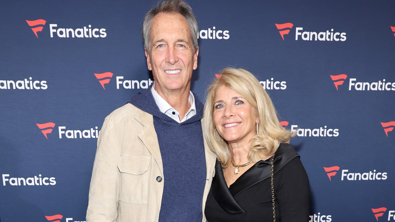 Cris Collinsworth and Holly Bankemper posing