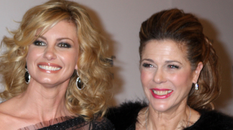 Rita Wilson and Faith Hill pose 