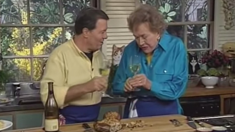 Jacques Pépin and Julia Child on their show