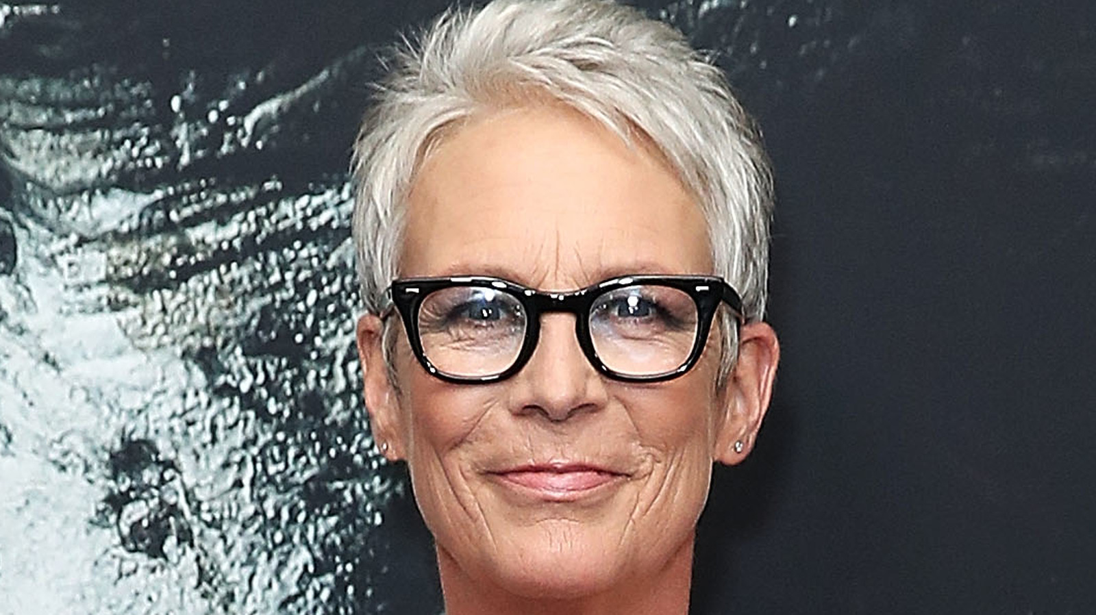 The Truth About Jamie Lee Curtis' Battle With Addiction