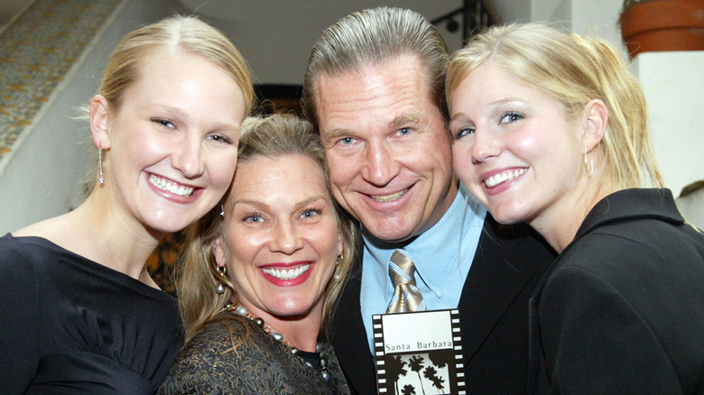 Jeff Bridges with his family