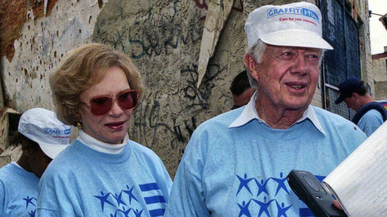 Rosalynn Carter and Jimmy Carter working with Habitat for Humanity