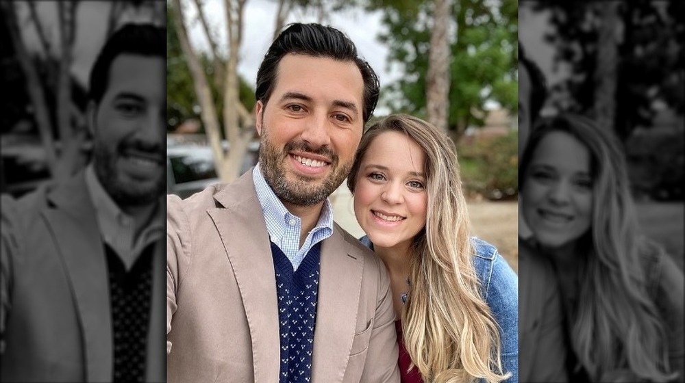 Jeremy Vuolo and Jinger Vuolo seflie