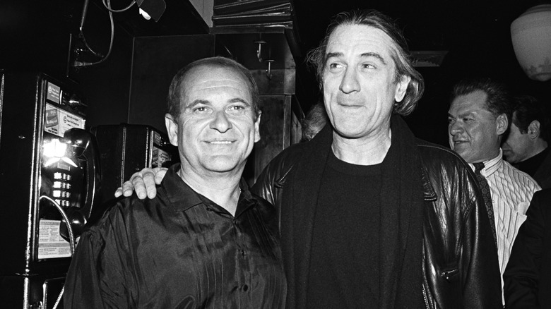 Joe Pesci and Robert De Niro pose together in 1994