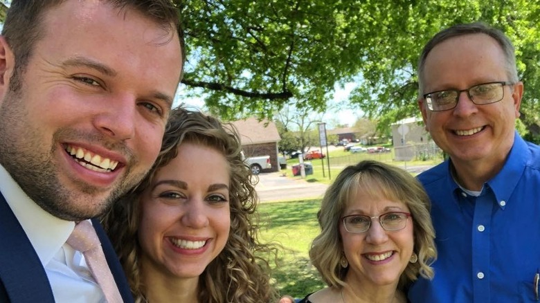 Abbie Duggar with husband, parents