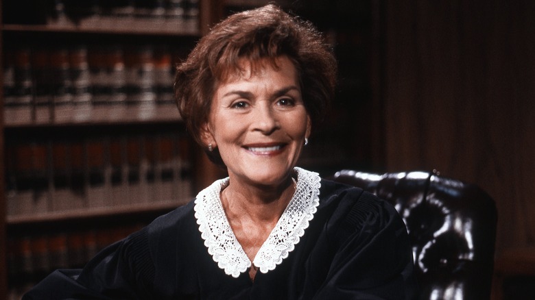 Judge Judy in the courtroom