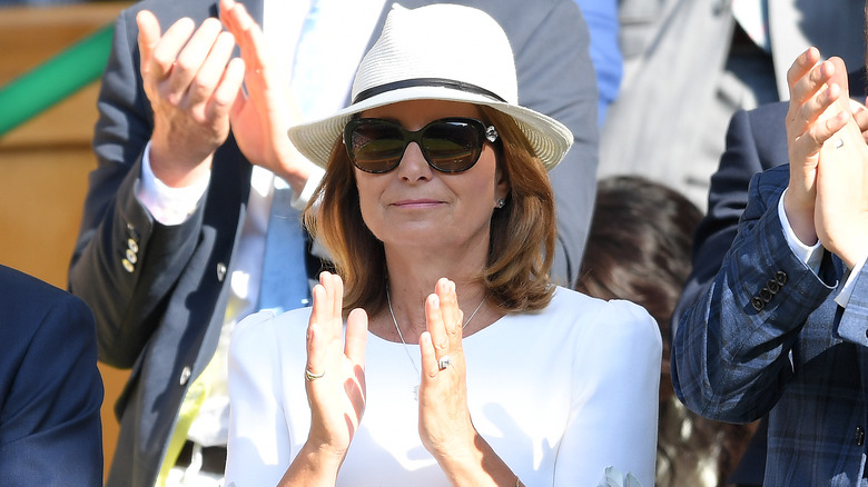 Carole Middleton clapping