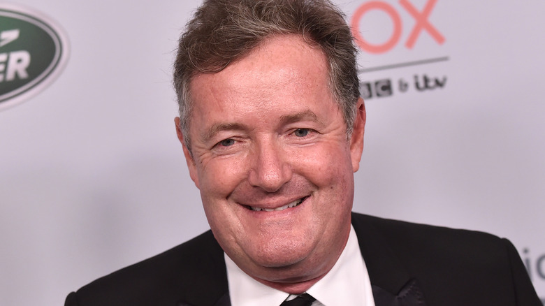 Piers Morgan leaning