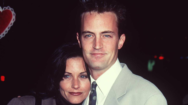 The Truth About Matthew Perry And Courteney Coxs Relationship 