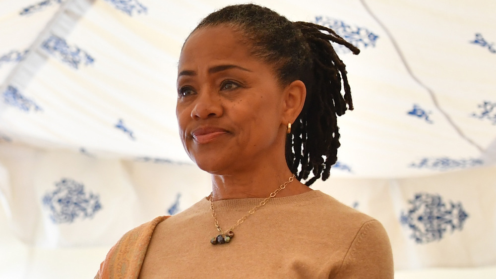 Doria Ragland posing for cameras