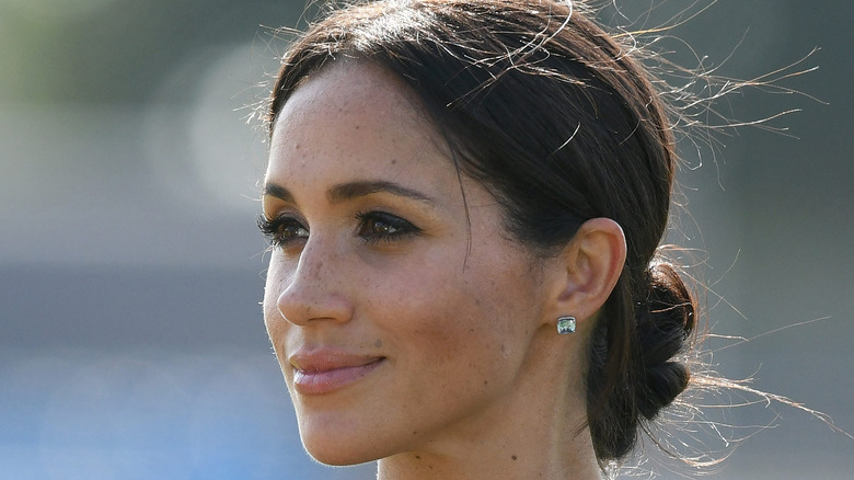 Meghan Markle low bun